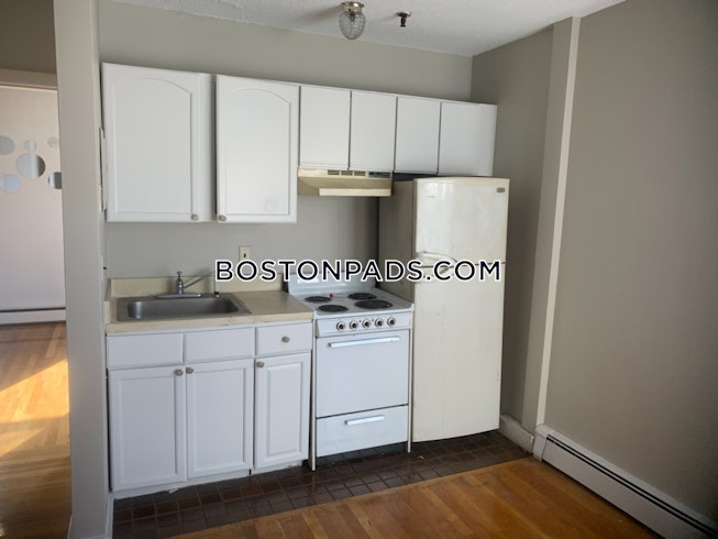 Boston - $1,750 /mo