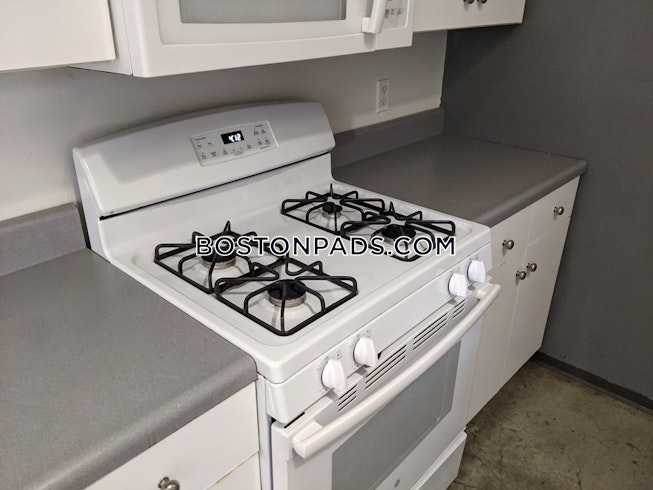 Boston - $5,000 /mo