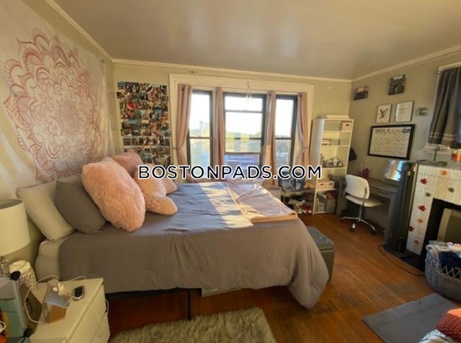 Boston - $5,019 /mo