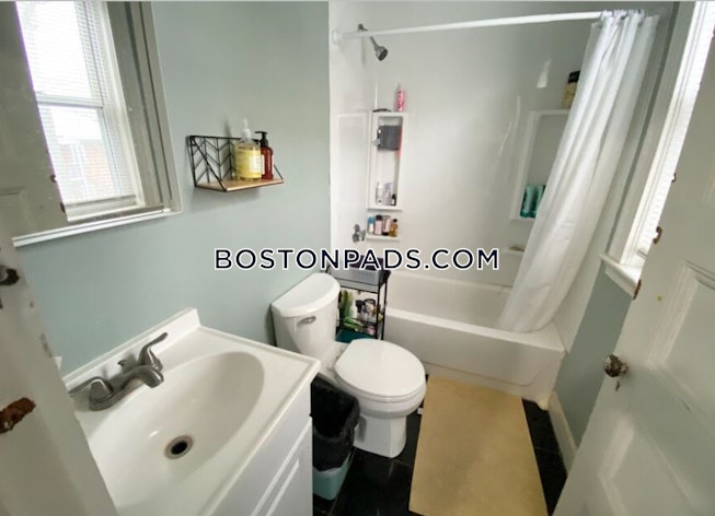 Roxbury Crossing - $7,400 /mo