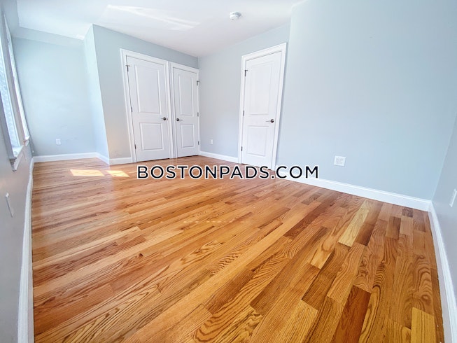 Boston - $2,600 /mo