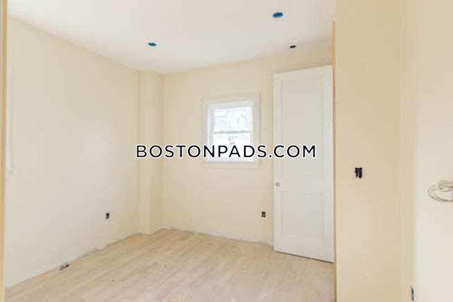 Boston - $5,200 /mo