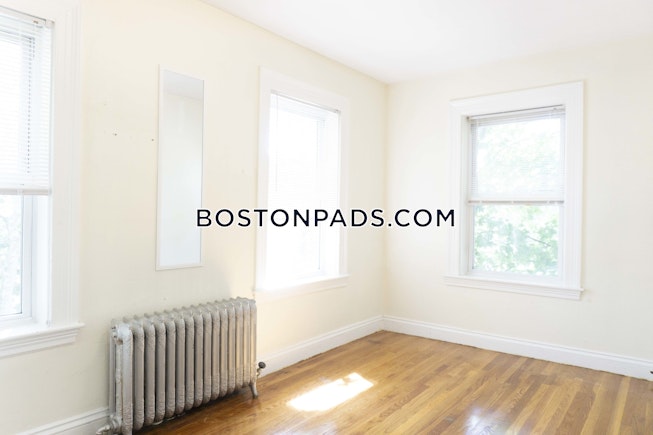 Boston - $6,950 /mo