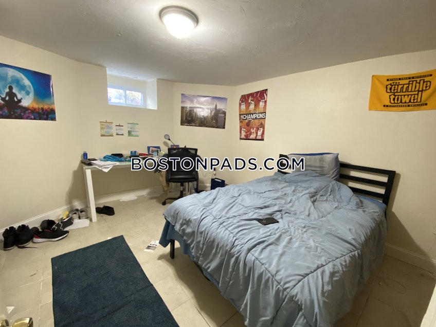 Boston - $6,000 /month