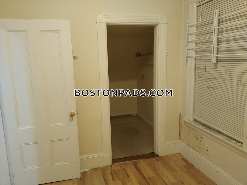 Boston - $3,600 /month