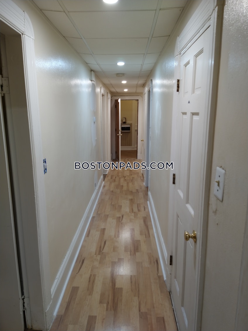 Boston - $3,600 /month