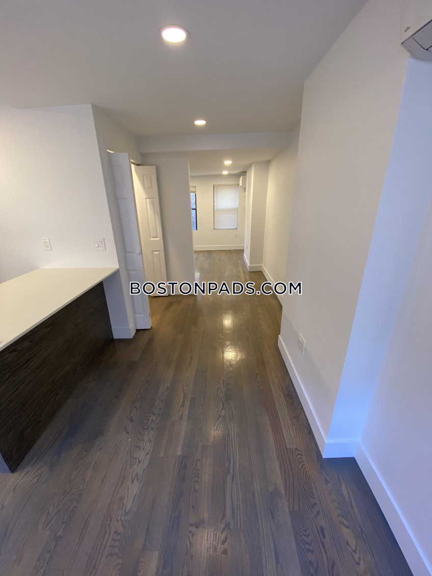 Boston - $2,950 /month