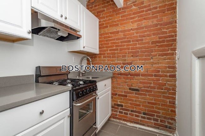 Boston - $2,200 /mo