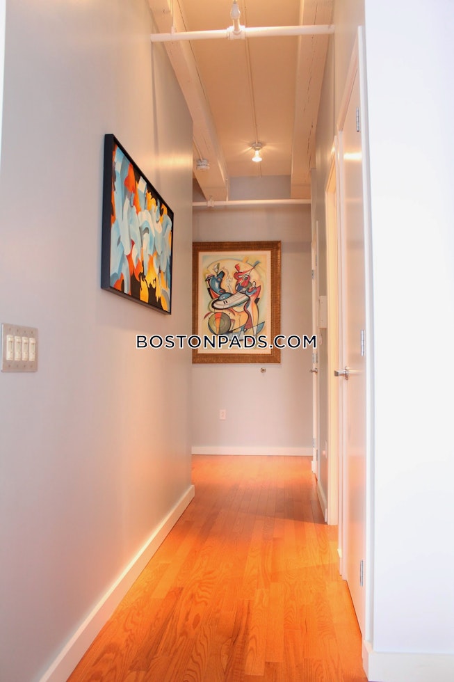 Boston - $6,000 /mo