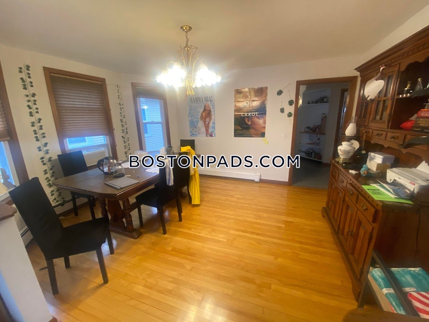 Medford - $3,350 /month