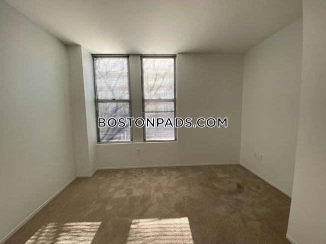 Boston - $3,770 /mo