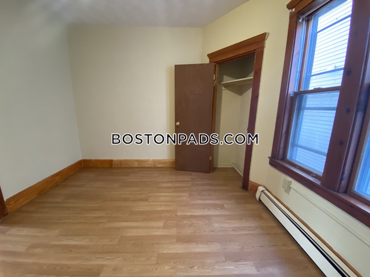 East Cottage St. Boston picture 8