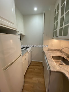 Boston, $2,300/mo