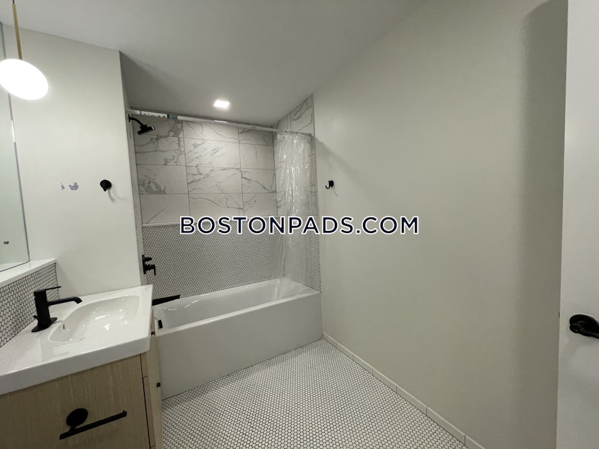 Boston - $4,125 /month