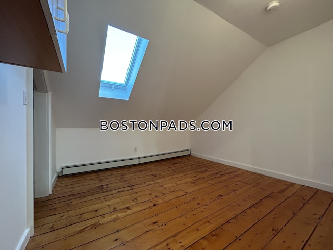 Brookline - $2,200 /mo