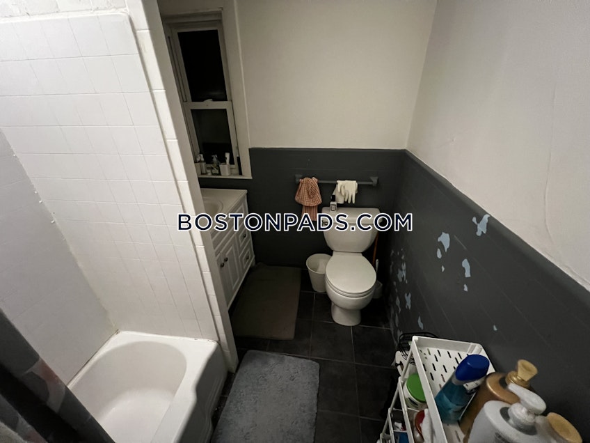 Boston - $5,200 /month