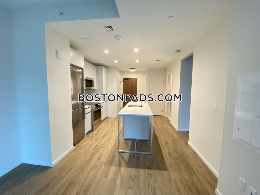 Boston - $4,082 /month