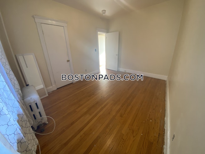 Boston - $3,000 /mo