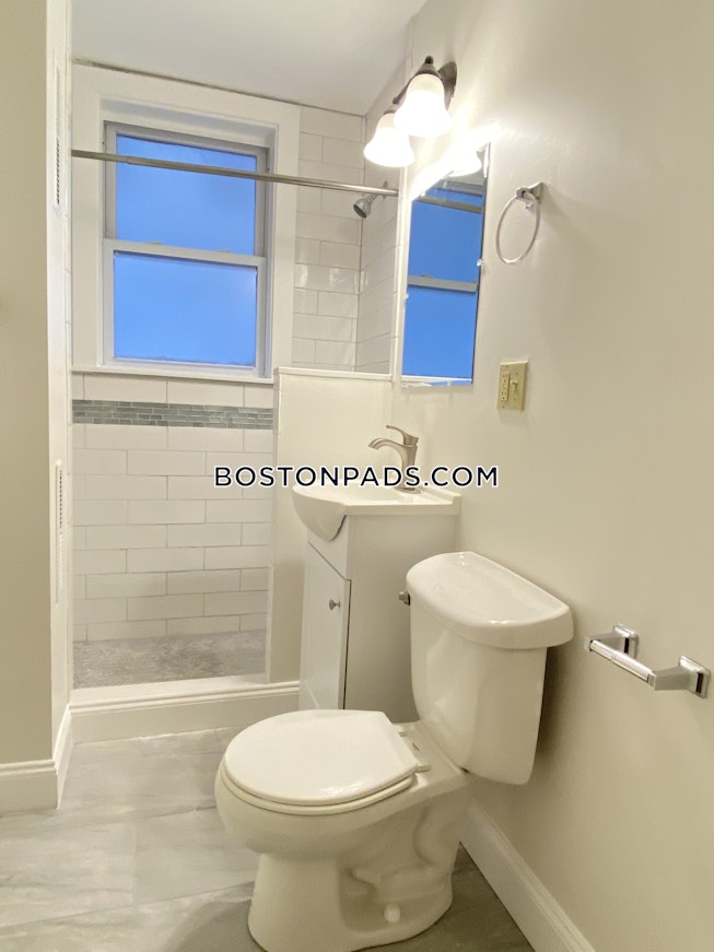 Boston - $2,300 /mo