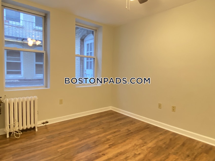 Boston - $2,300 /month