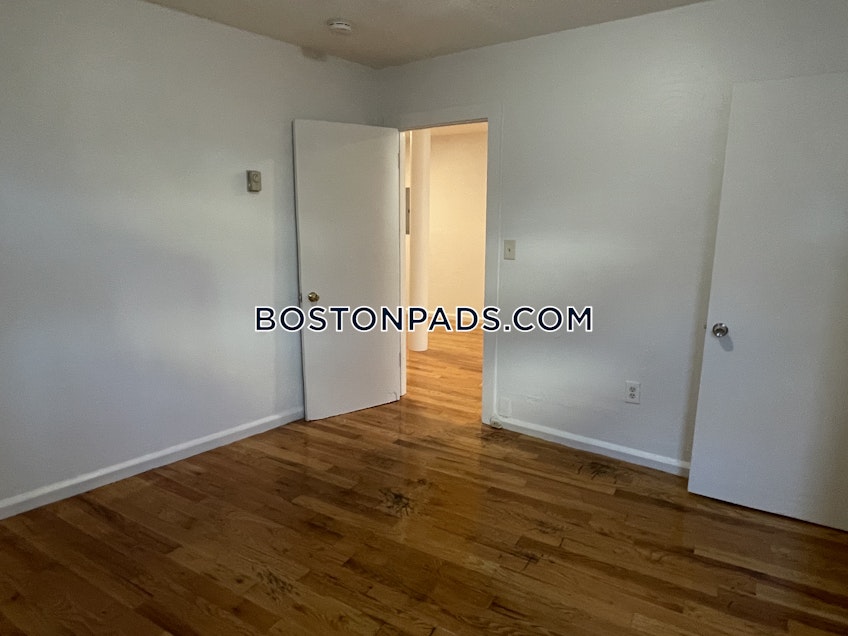 Boston - $3,300 /month