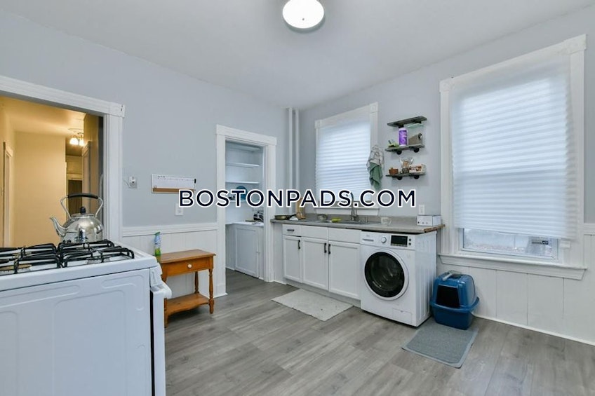 Boston - $3,000 /month