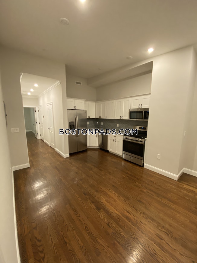 Boston - $3,595 /mo