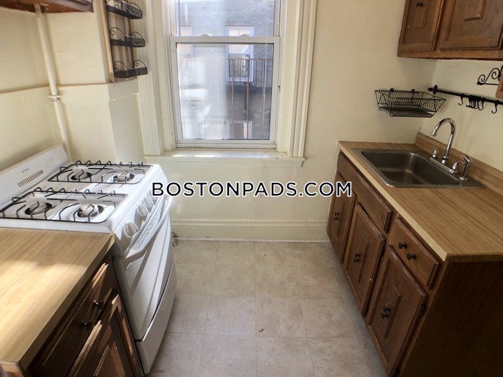 Queensberry St. Boston picture 1