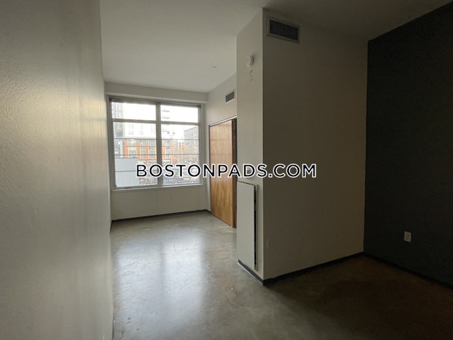 Boston - $5,000 /mo