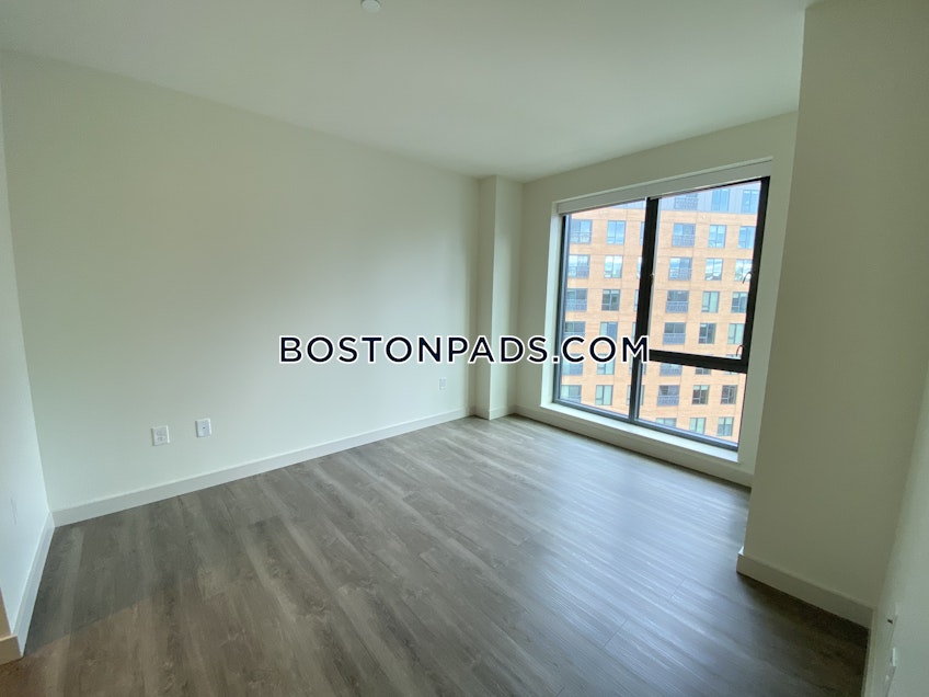 Boston - $3,743 /month