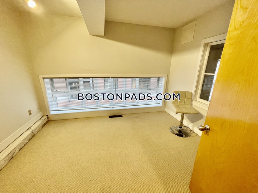 Boston - $3,100 /month