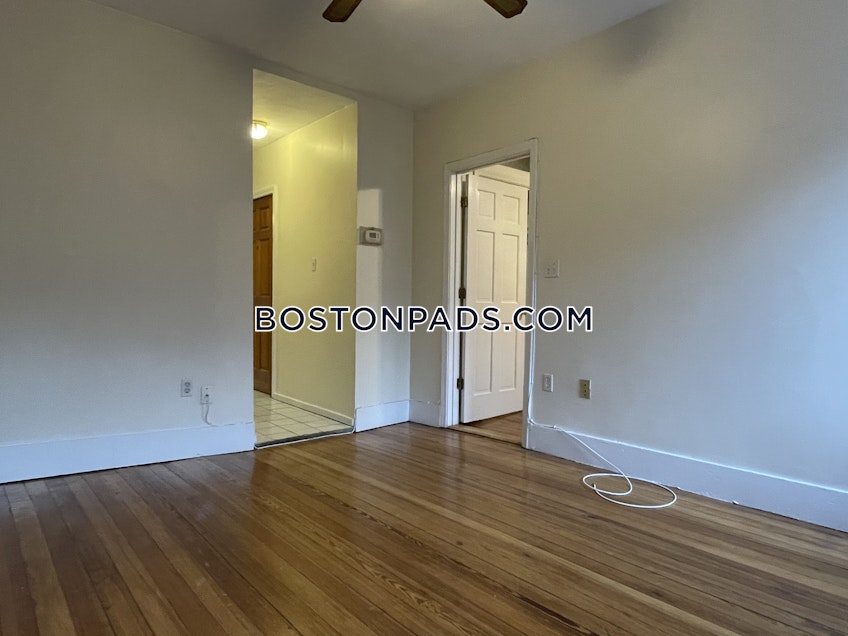 Boston - $3,175 /month