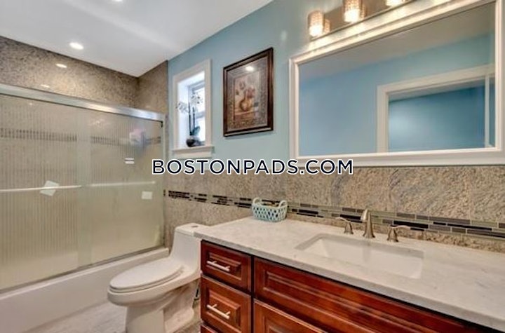 dorchester-6-beds-3-baths-boston-6600-4462439 