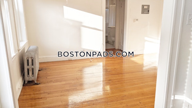 Boston - $2,850 /mo