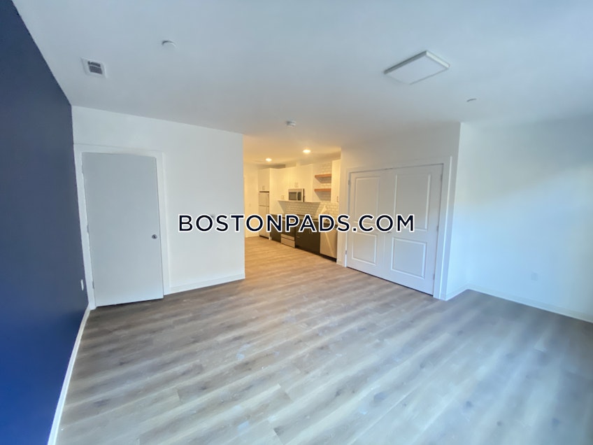 Boston - $3,671 /month