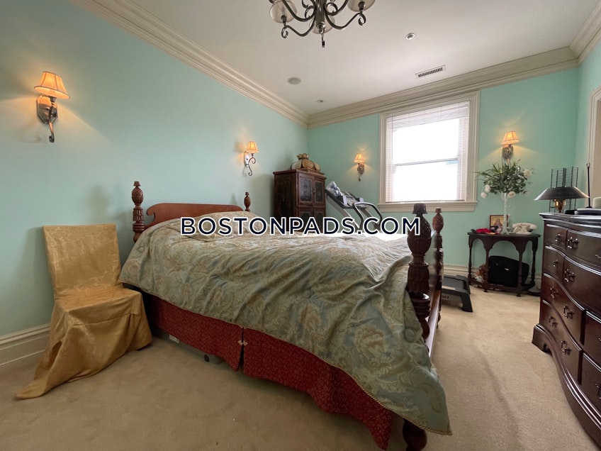 Boston - $14,000 /month