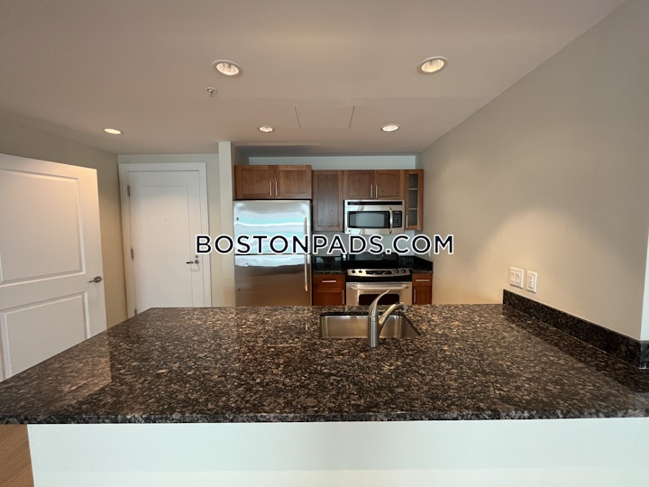 Emerson Place Boston picture 13