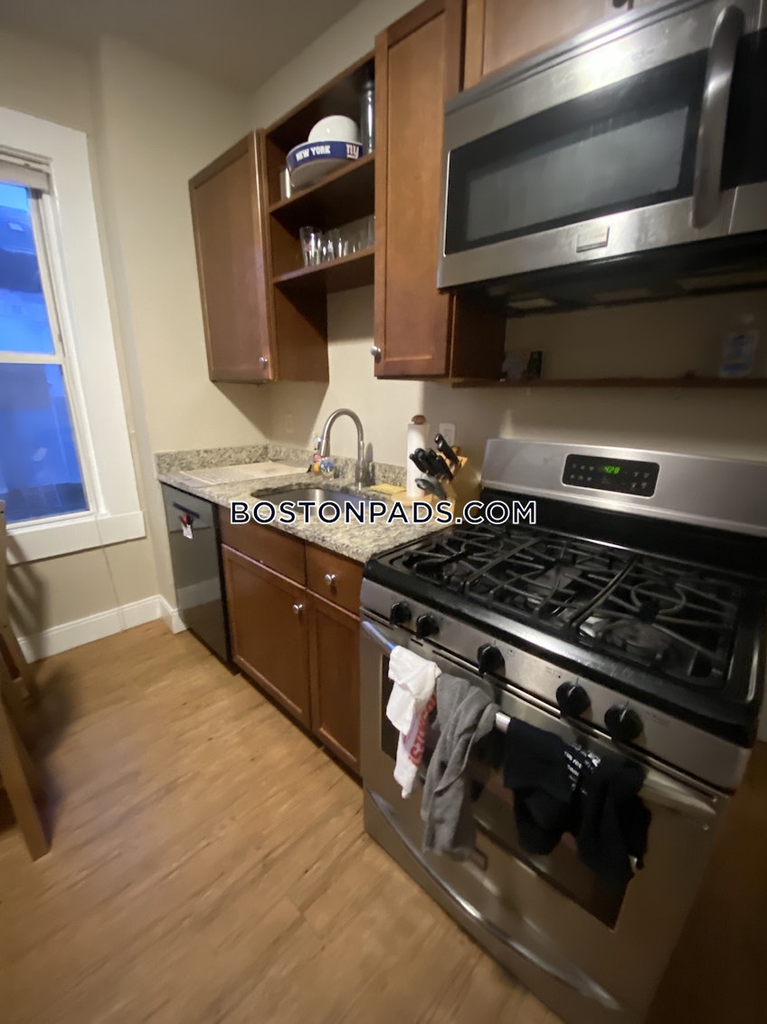 Boston - $5,600 /month