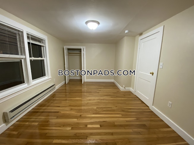 Boston - $2,000 /mo