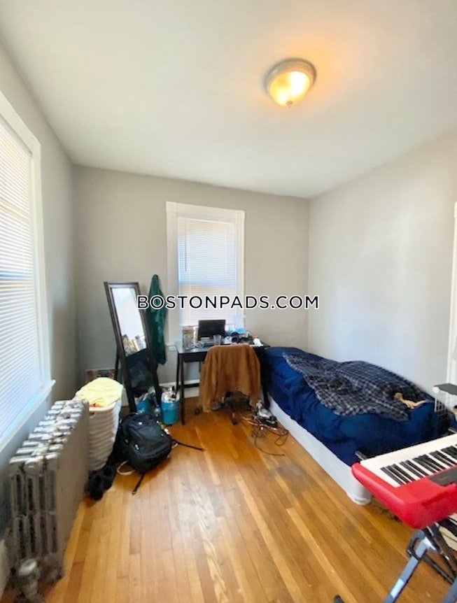 Roxbury Crossing - $5,200 /mo