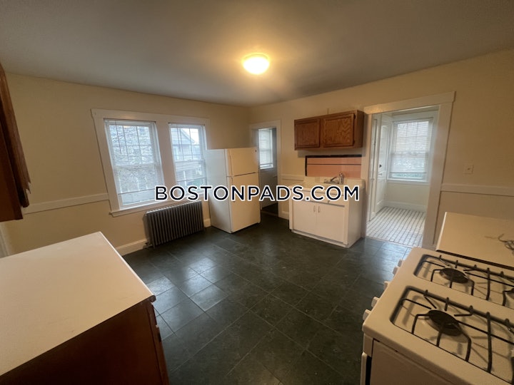 quincy-2-beds-1-bath-quincy-point-1750-4530737 