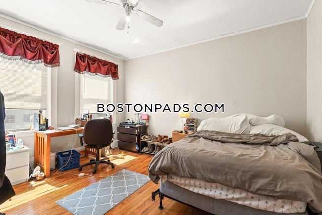 Boston - $5,200 /mo