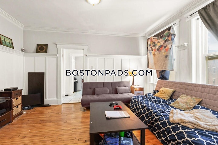 allston-deal-alert-spacious-4-be-15-bath-apartment-in-glenville-ave-boston-5300-4062608 