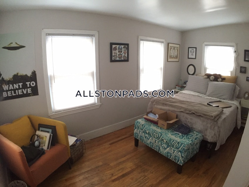 Boston - $3,550 /month