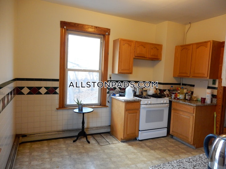 allston-spacious-3-bed-15-bath-apartment-in-allston-best-deal-in-town-boston-3100-4267791 