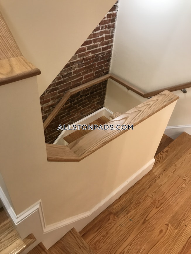 Boston - $3,750 /mo