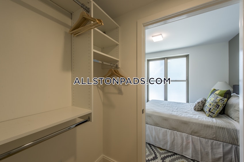 Boston - $4,750 /month