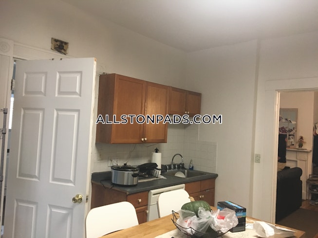 Boston - $2,200 /mo