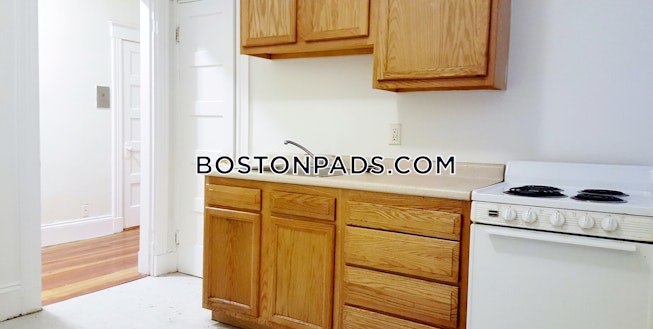 Boston - $2,595 /mo