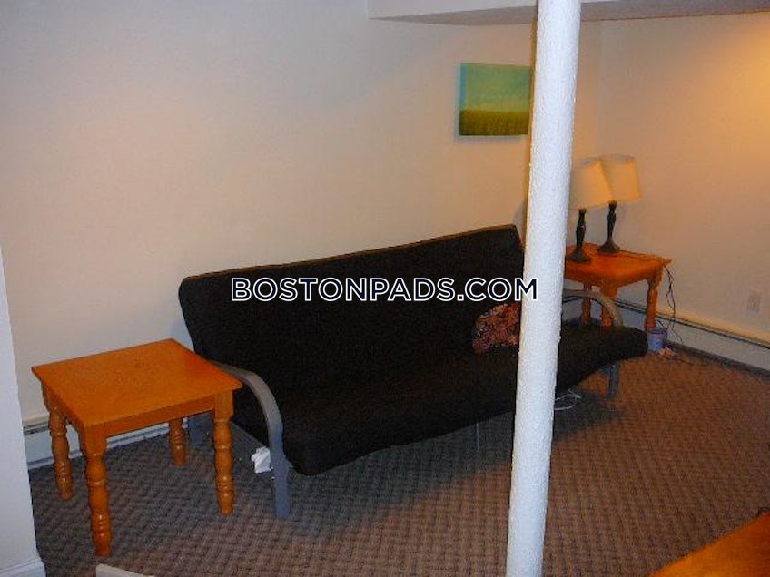 Boston - $2,000 /month